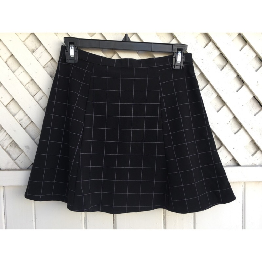 Black mini skirt